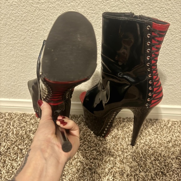Pleaser ADORE-1025 7" Heel, 2 3/4" PF Peep Toe Corset Style Ankle Boot - size 9 - Picture 4 of 4